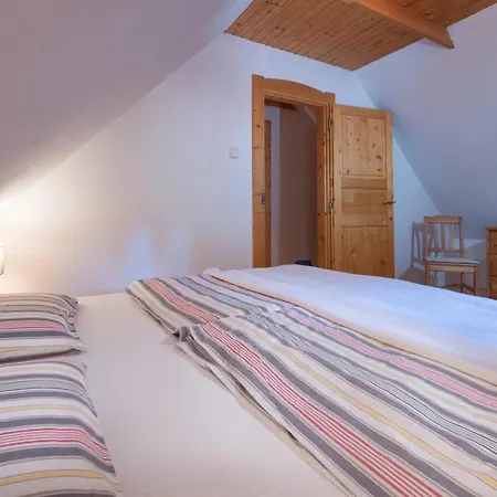 Traditional Cozy Bocanka Nyaraló