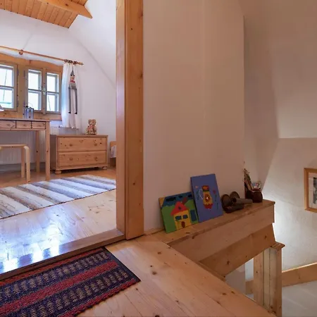 Traditional Cozy Bocanka *