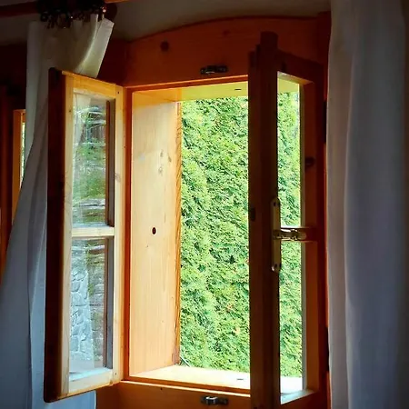 Traditional Cozy Bocanka Дом отдыха Nizna Boca