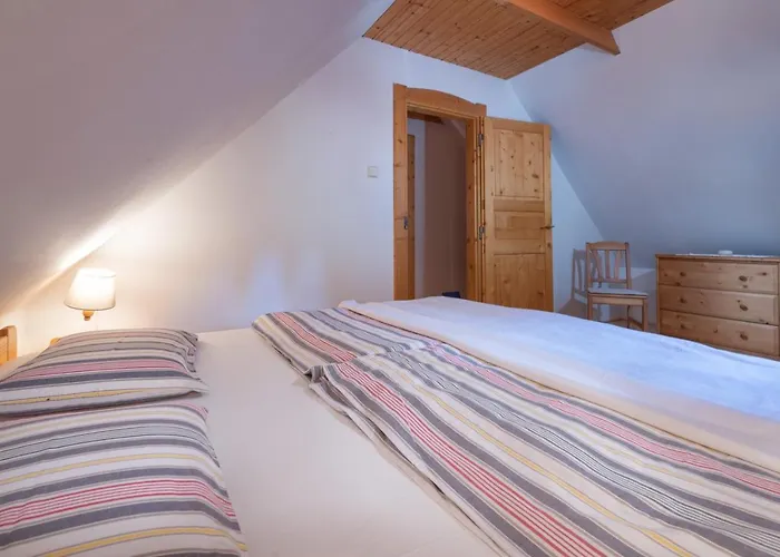 Traditional Cozy Bocanka בית נופש