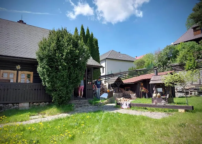 Traditional Cozy Bocanka Nizna Boca