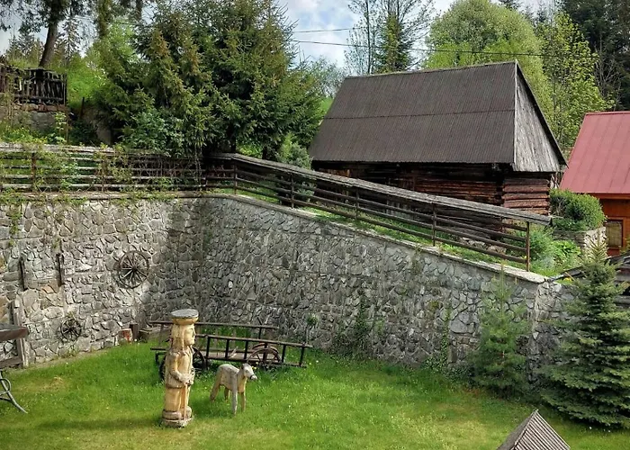 Traditional Cozy Bocanka בית נופש